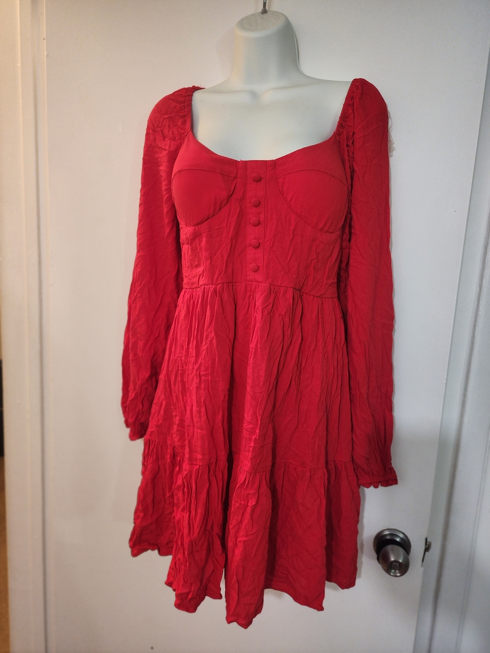Women's Red Long-Sleeve Tiered Mini Dress with Buttoned Bodice